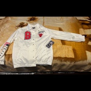 Boys Chicago Bulls Rain Coat!! NWT